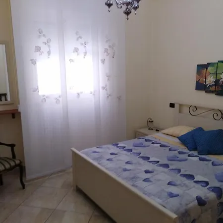 La Dimora Delle 4 Stagioni Apartment Barletta